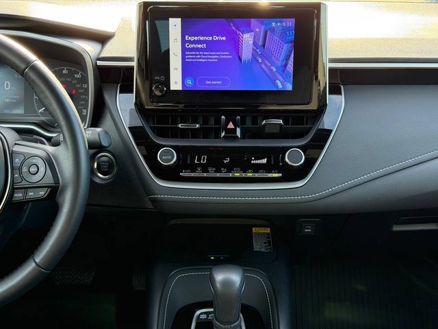 Certified 2025 Toyota Corolla SE w/ SE Package FWD image 21