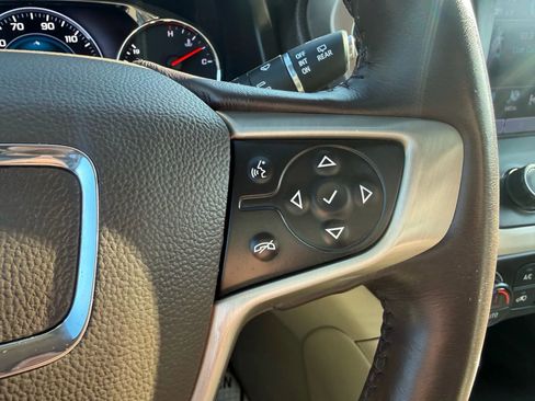 Used 2019 GMC Acadia Denali w/ Technology Package image 24