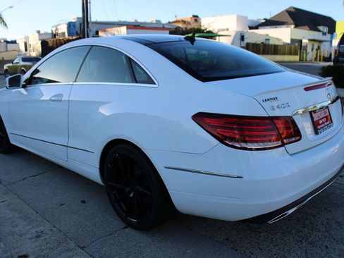 Used 2016 Mercedes-Benz E 400 Coupe image 3