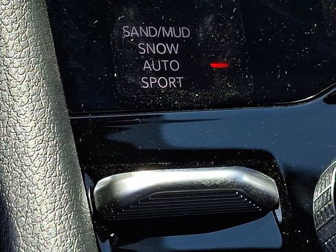 New 2026 Jeep Grand Cherokee L 4WD image 17