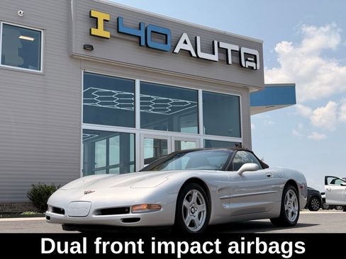 Used 1999 Chevrolet Corvette Convertible w/ Memory Pkg image 23