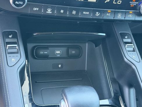 Used 2021 Kia Telluride SX w/ Nightfall Edition Package AWD/4WD image 31