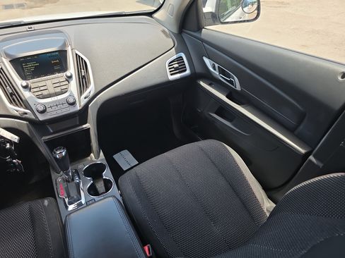 Used 2017 GMC Terrain SLE FWD image 19