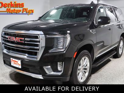 Used 2024 GMC Yukon SLT w/ SLT Premium Package