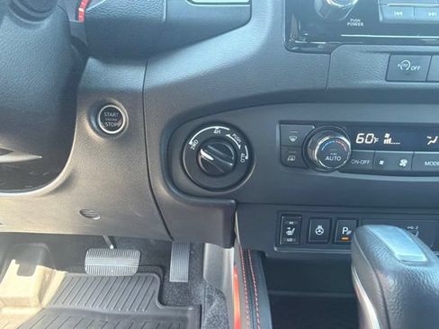 Used 2024 Nissan Frontier PRO-4X w/ Pro Premium Package AWD/4WD image 29
