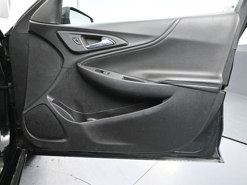 Used 2019 Chevrolet Malibu LT w/ Leather Package image 39