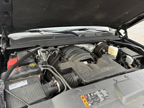 Used 2017 GMC Yukon SLE w/ SLE Value Package AWD/4WD image 46