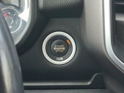 Used 2020 RAM 1500 Big Horn AWD/4WD image 23