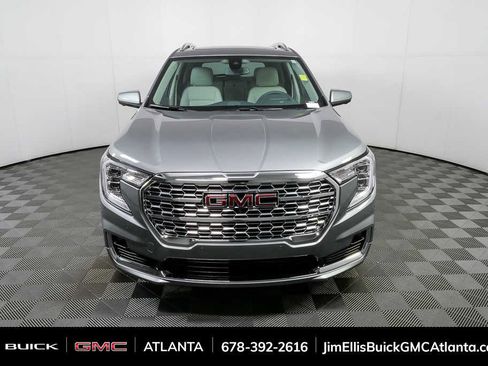 Used 2024 GMC Terrain Denali w/ Denali Premium Package AWD/4WD image 36