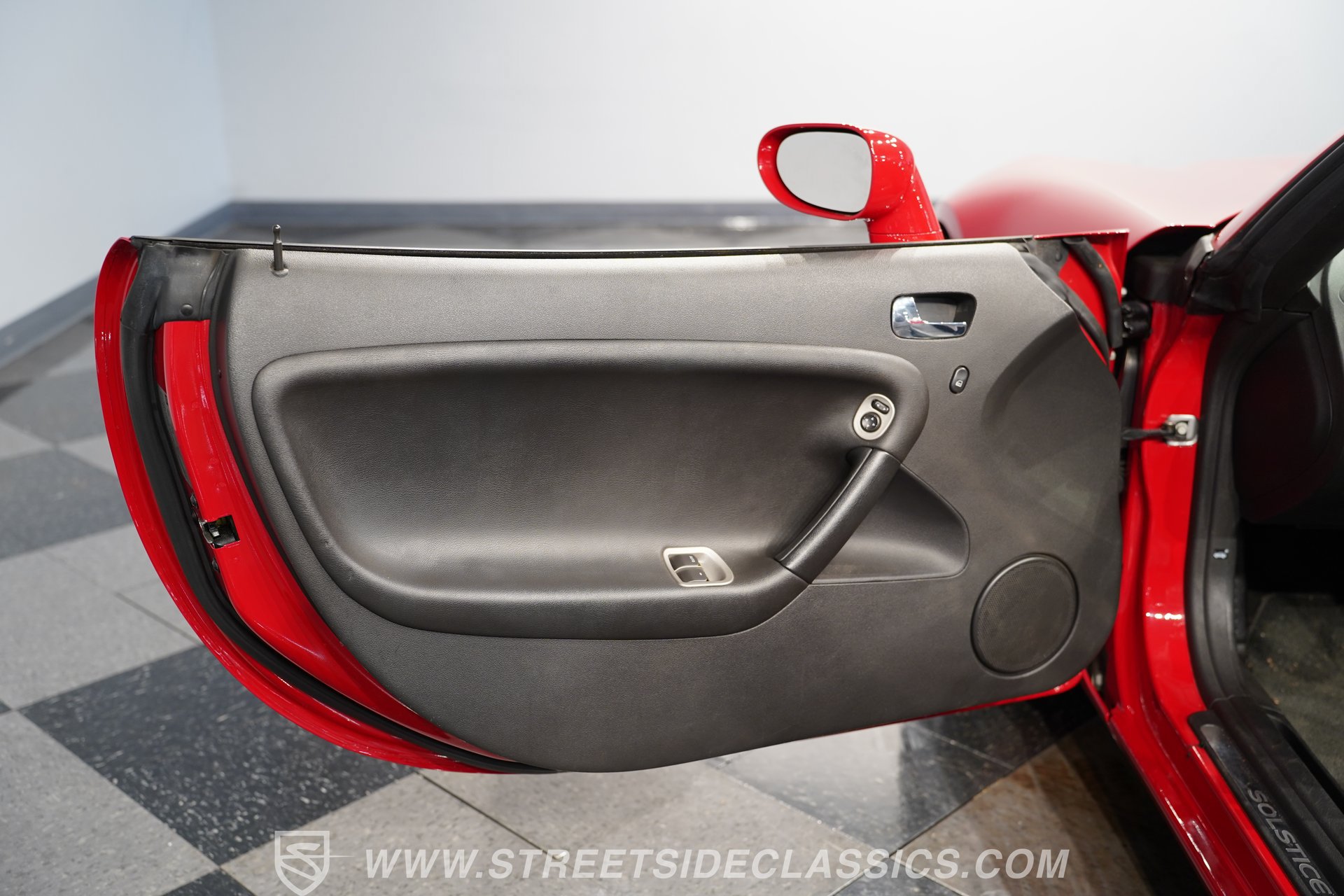 Used 2007 Pontiac Solstice GXP RWD image 37