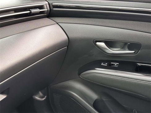 Certified 2024 Hyundai Tucson Limited image 27