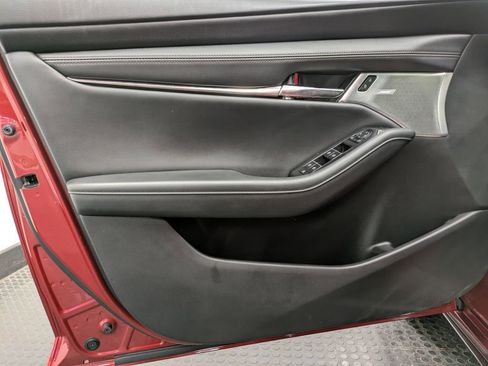 Used 2022 MAZDA MAZDA3 s image 8