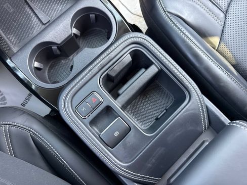 Used 2025 Ford Mustang Mach-E Premium AWD/4WD image 41