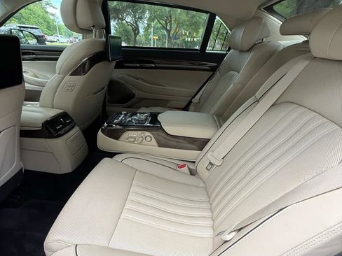 Used 2018 Genesis G90 5.0 Ultimate AWD/4WD image 15