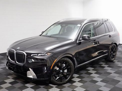 New 2026 BMW X7 xDrive40i image 2