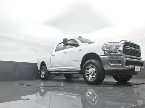 Used 2021 RAM 2500 Big Horn image 26