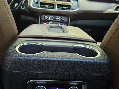 Used 2021 Chevrolet Tahoe High Country w/ Premium Package image 29