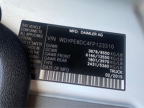 Used 2015 Freightliner Sprinter 2500 image 37