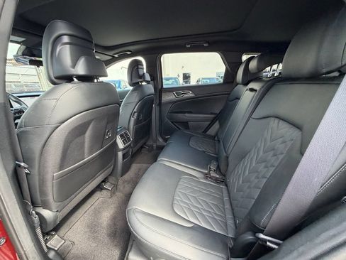 Certified 2023 Kia Sportage X-Line w/ X-Line Premium Package AWD/4WD image 11