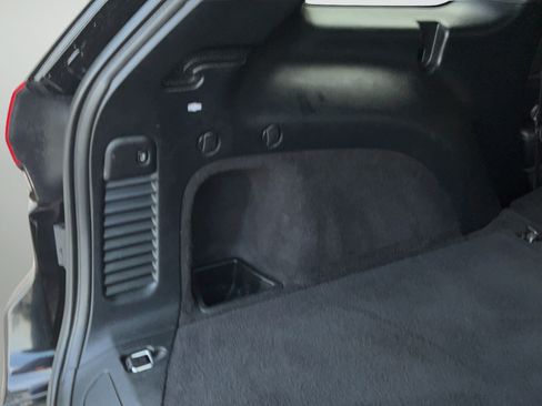 Used 2018 Jeep Grand Cherokee Altitude AWD/4WD image 41