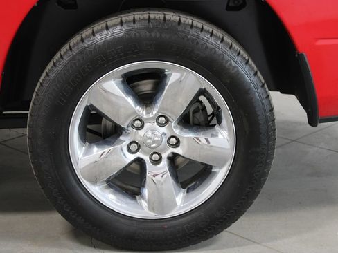 Used 2017 RAM 1500 Big Horn RWD image 18