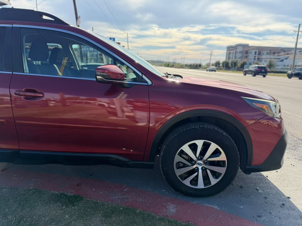 Used 2020 Subaru Outback Premium AWD/4WD image 5