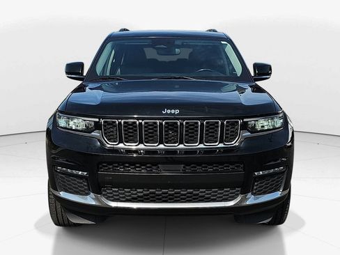 Used 2022 Jeep Grand Cherokee L Limited RWD image 12