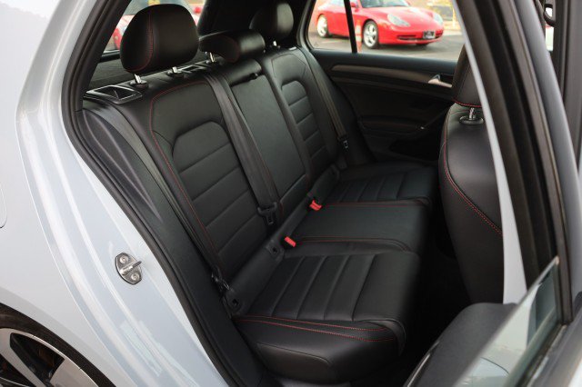 Used 2020 Volkswagen GTI SE FWD image 48