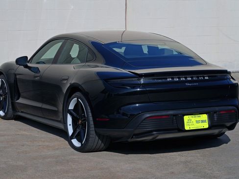 Used 2022 Porsche Taycan RWD image 51