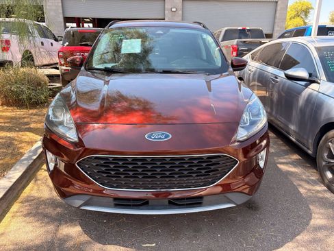 Used 2021 Ford Escape SEL FWD image 2