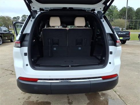 New 2025 Jeep Grand Cherokee L Limited image 19