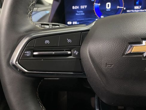 Used 2025 Chevrolet Equinox EV LT w/ Convenience Package image 20