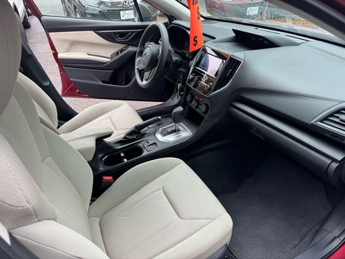 Used 2019 Subaru Impreza 2.0i w/ Eyesight image 14