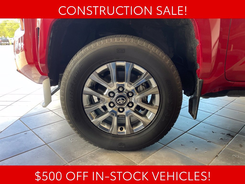 Used 2025 Toyota Tacoma Limited AWD/4WD image 19