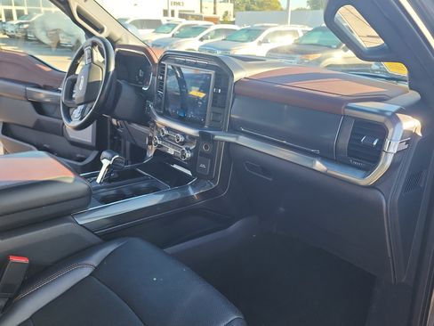 Certified 2021 Ford F150 Lariat image 29