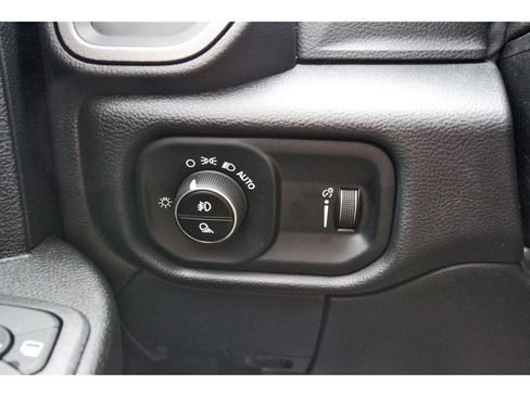 Used 2025 RAM 2500 Tradesman AWD/4WD image 18