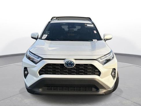 Certified 2024 Toyota RAV4 XLE Premium image 5