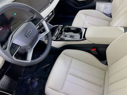 New 2025 Audi A6 e-tron Premium RWD image 19