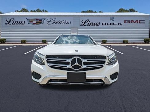 Used 2018 Mercedes-Benz GLC 300 4MATIC image 9