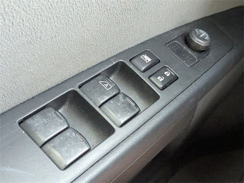 Used 2011 Nissan Sentra 2.0 SR image 22