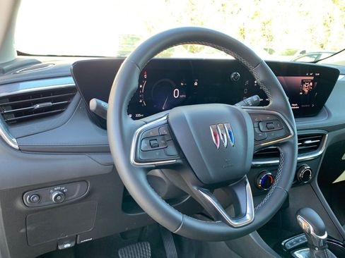 Used 2025 Buick Encore GX Preferred image 32