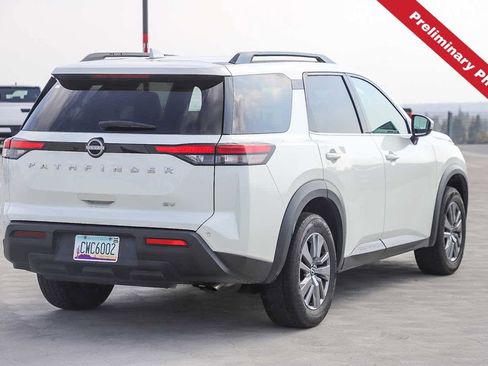 Used 2024 Nissan Pathfinder SV FWD image 6