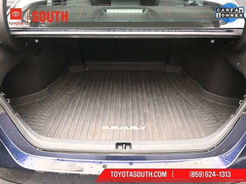 Used 2021 Toyota Camry SE w/ Convenience Package image 25