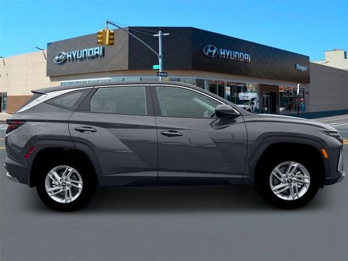 New 2026 Hyundai Tucson SE AWD/4WD image 9