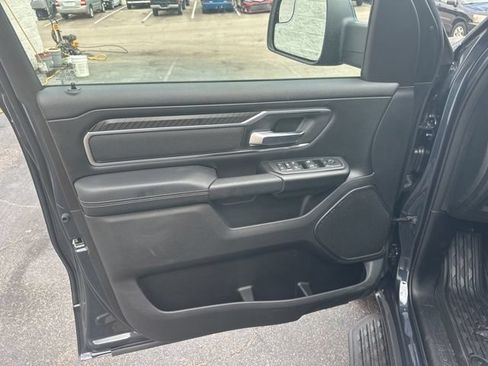 New 2026 RAM 1500 4x4 Crew Cab image 17