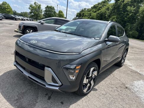 New 2026 Hyundai Kona Limited FWD image 3