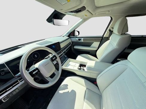 Used 2024 Hyundai Santa Fe Calligraphy FWD image 21