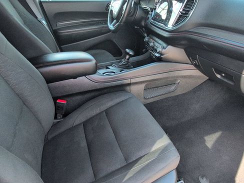 Used 2025 Dodge Durango GT RWD image 31
