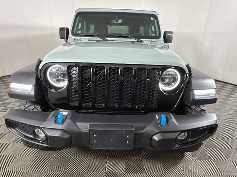 Used 2023 Jeep Wrangler Unlimited w/ Cold Weather Group AWD/4WD image 7