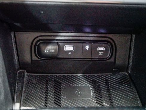 Used 2023 Kia Sportage EX FWD image 21